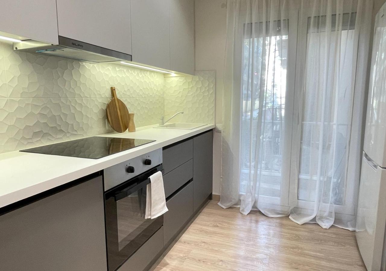 Apartment Aura Modern